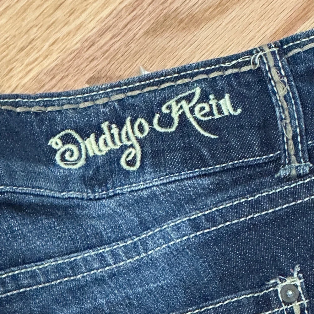 Indigo Rein Denim Shorts Size 11